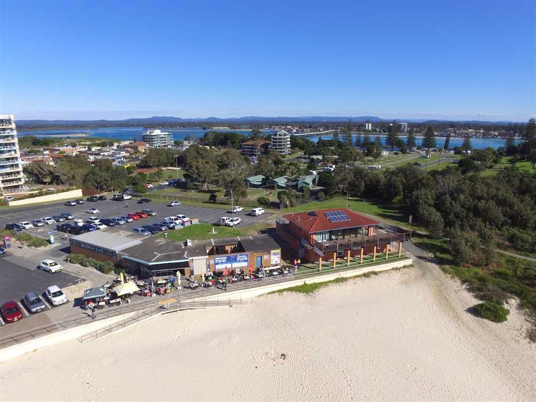 forster-main-beach-closed-for-sand-shifting-midcoast-council