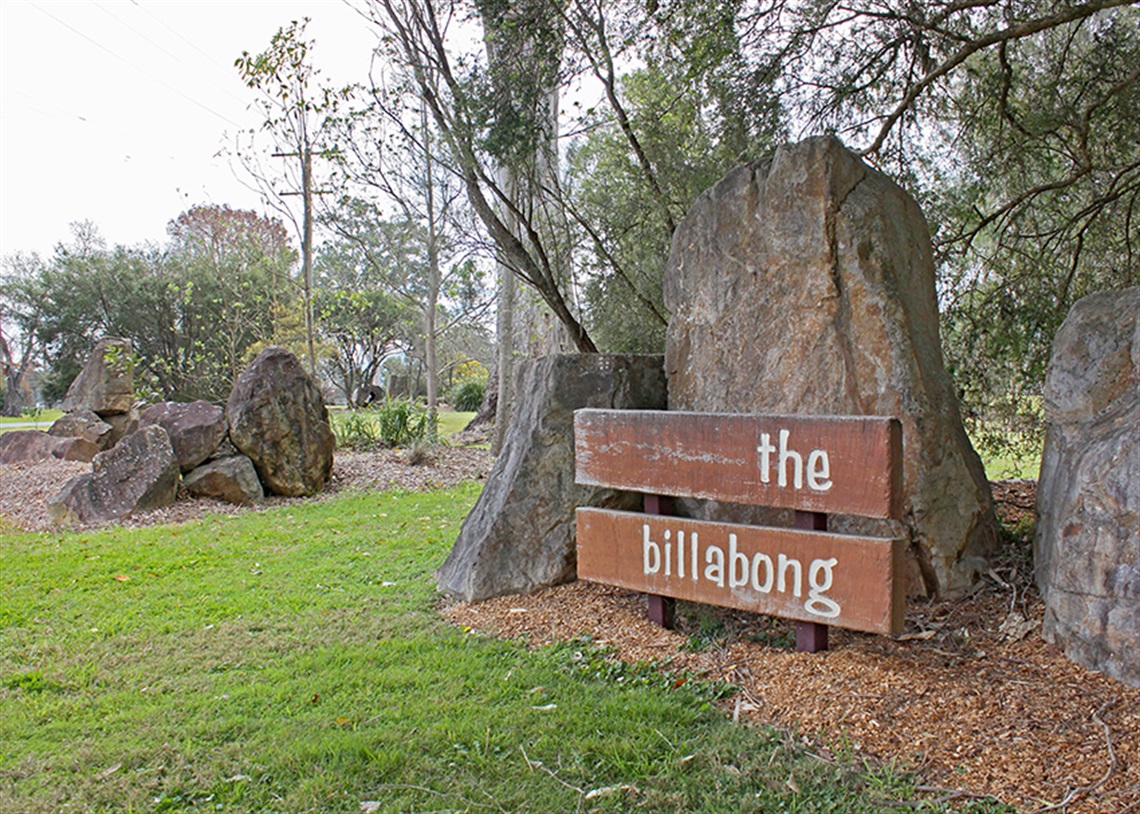 Billabong Park sign