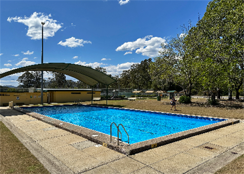stroud-pool.png