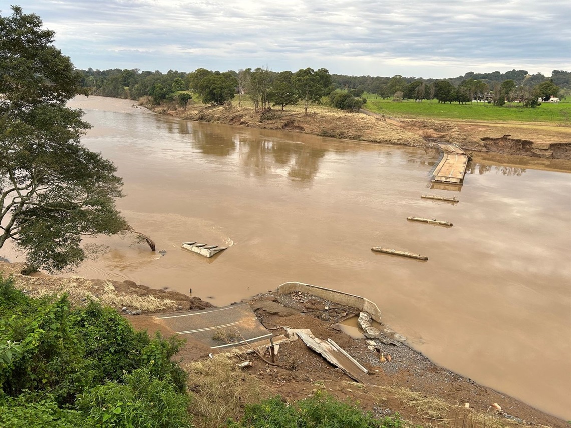 Bight Bridge post flood.jpg