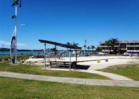The lakeside playground atLone Pine Memorial Park