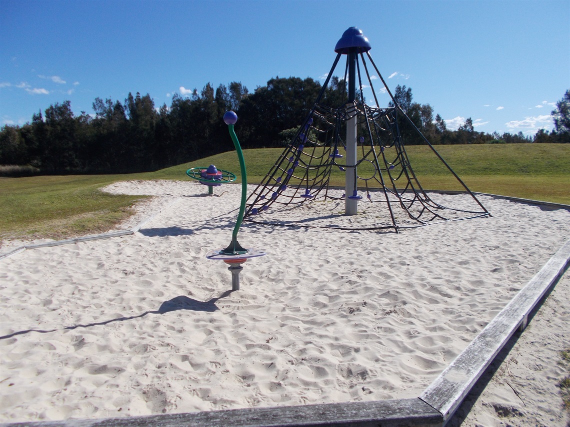 Lakes Estate Playground